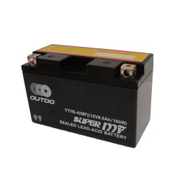 YT7B-4  Motorakkumulátor